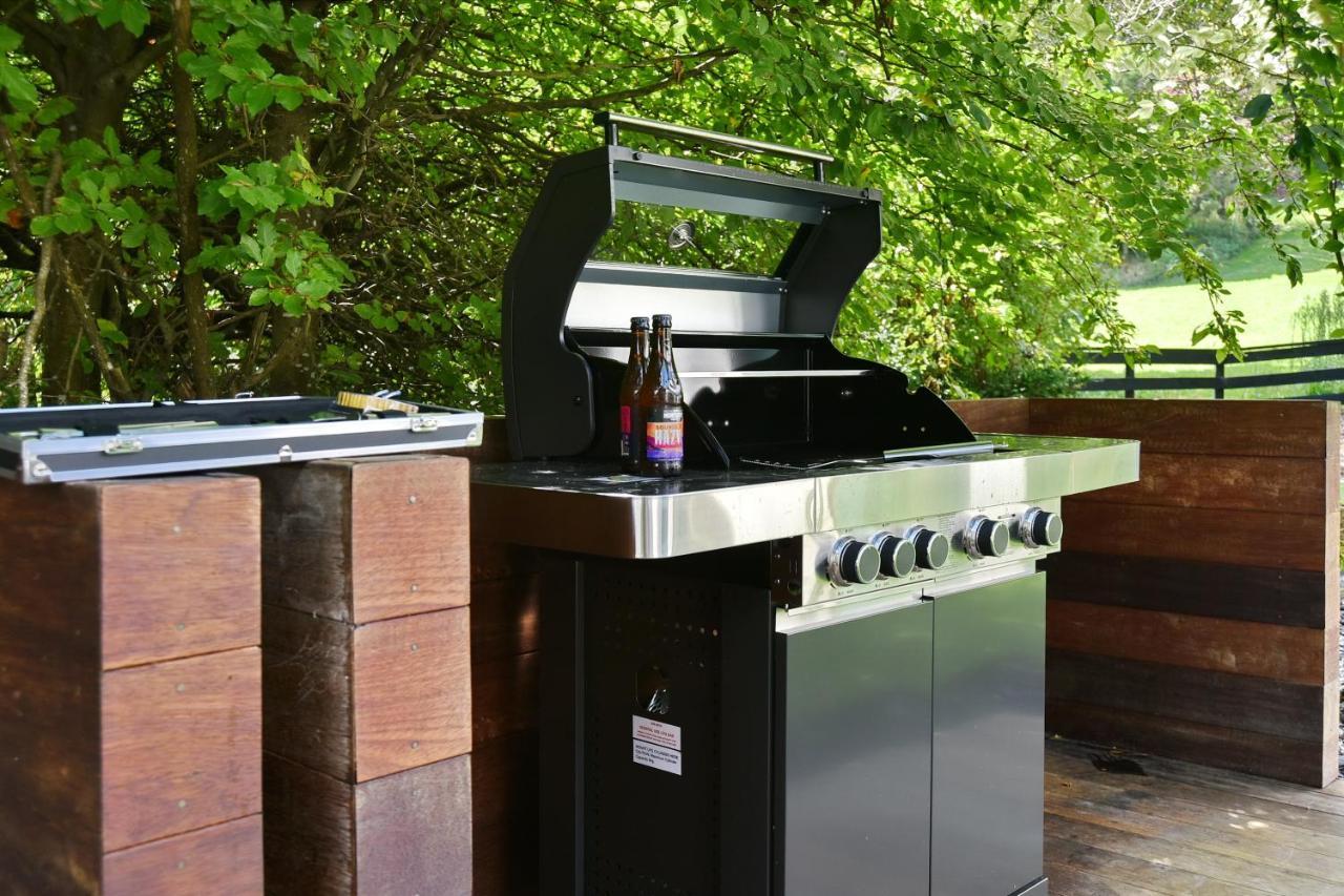 Bridle Path Retreat - Christchurch Holiday Homes 외부 사진