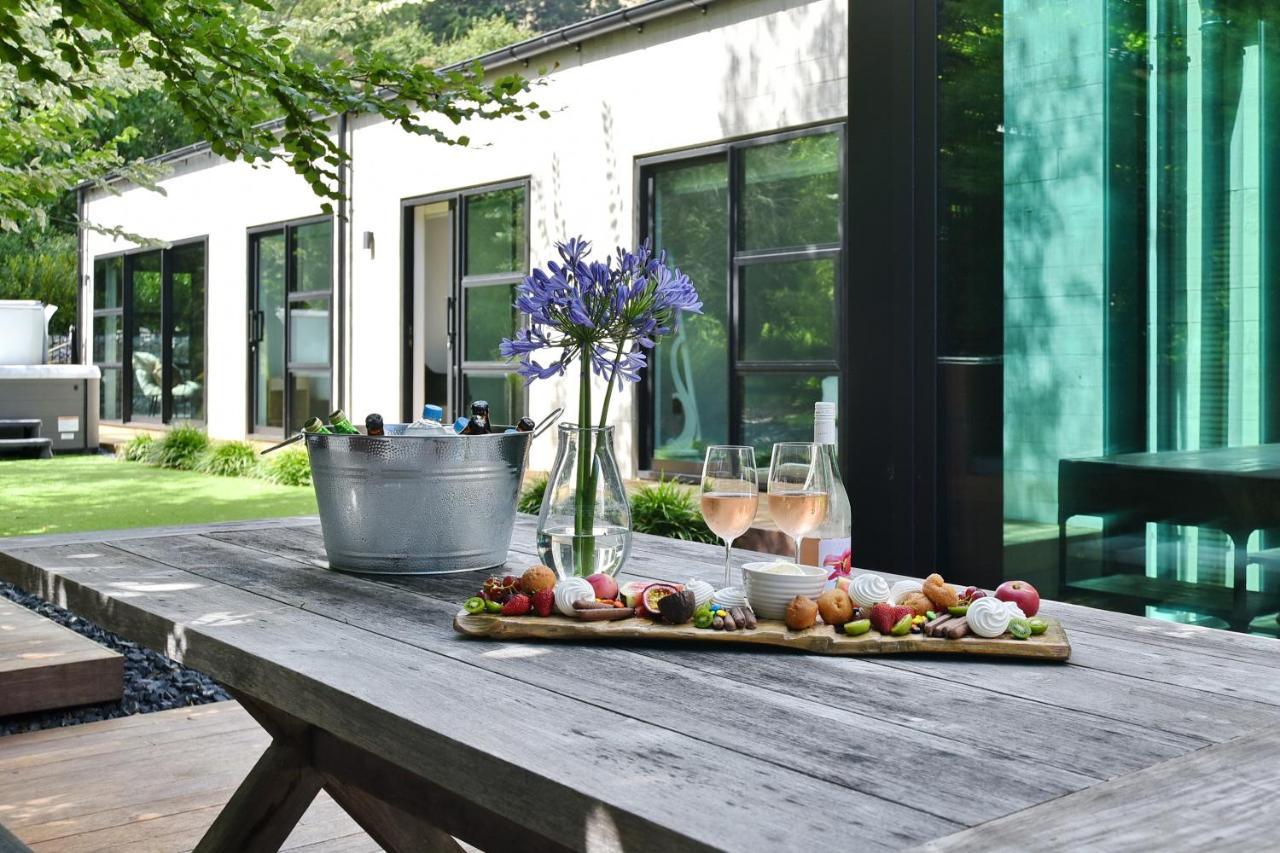 Bridle Path Retreat - Christchurch Holiday Homes 외부 사진